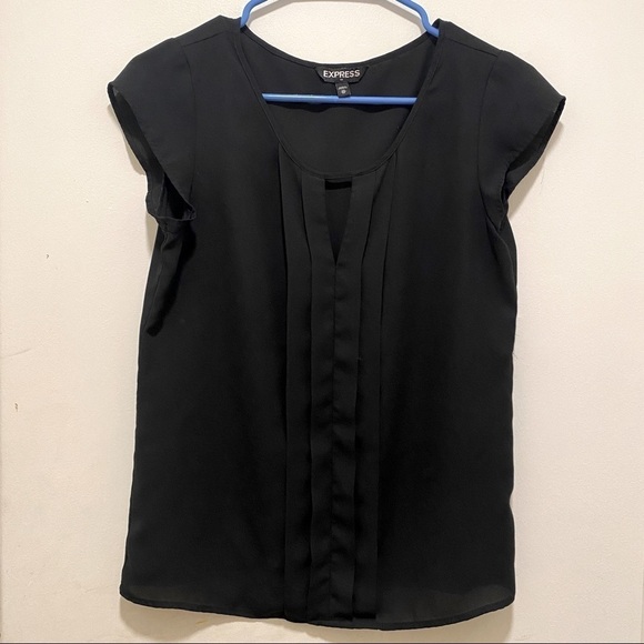 EXPRESS SHORT SLEEVE PLEATED KEYHOLE BLOUSE BLACK XS - Picture 1 of 3